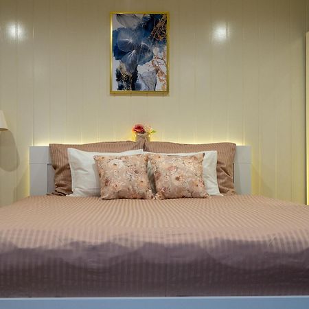 Apartament Classic Comfort Aleja Nmp 8 - Free Parking Çestohova Dış mekan fotoğraf