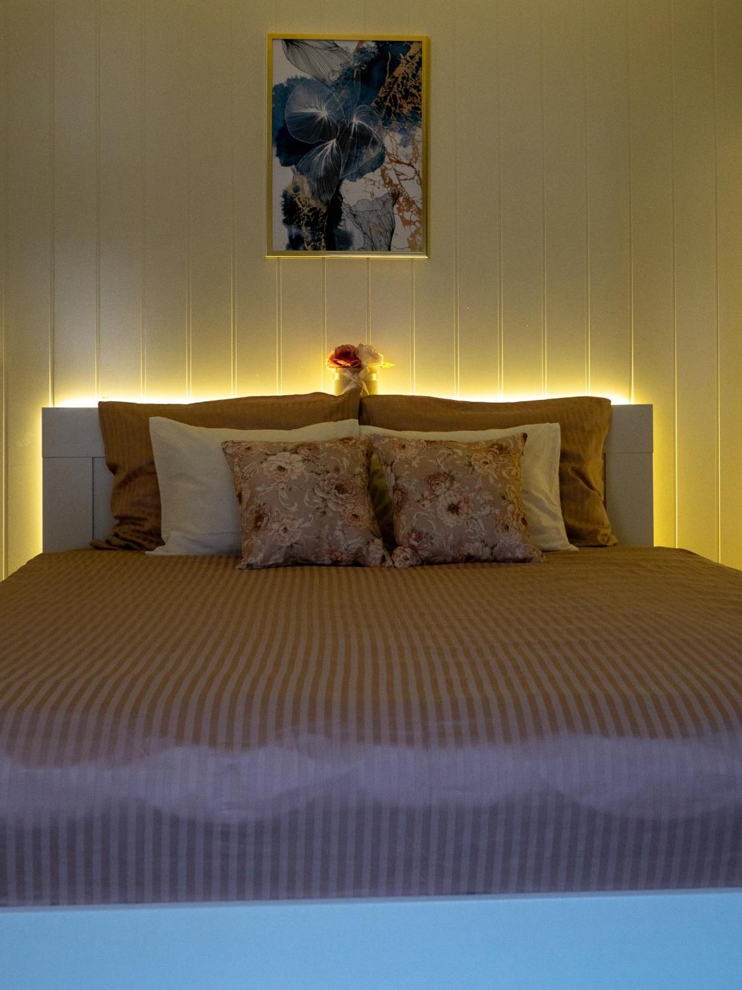 Apartament Classic Comfort Aleja Nmp 8 - Free Parking Çestohova Dış mekan fotoğraf